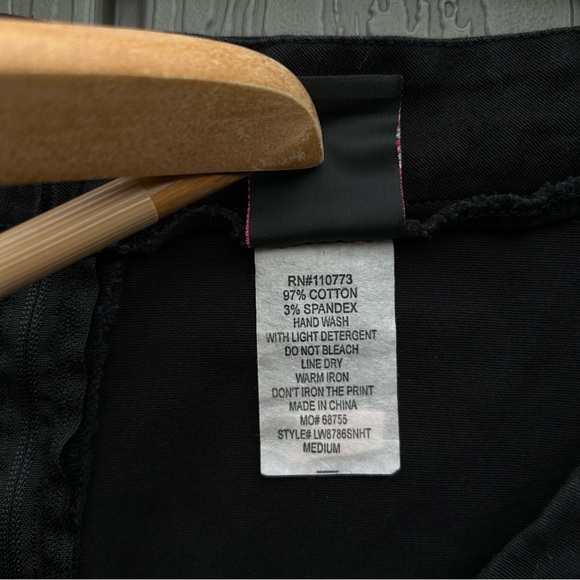 Y2K Lucky 13 Pencil Skirt Floral Skull Womens Medium Black With Slit Emo 2000s - Picture 6 of 9